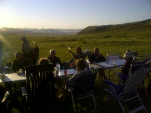 IMG-20110808-00394.jpeg vuur, bier en stoere verhalen!