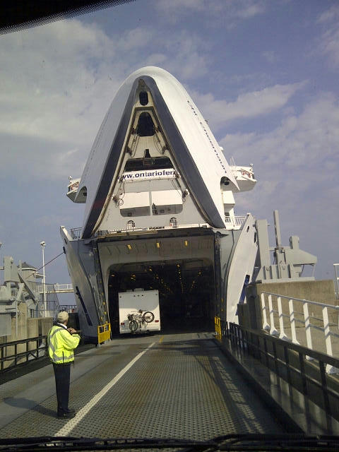 Northern-Bruce-Peninsula-20140616-00316.jpg Chi Cheemaun, grote kano