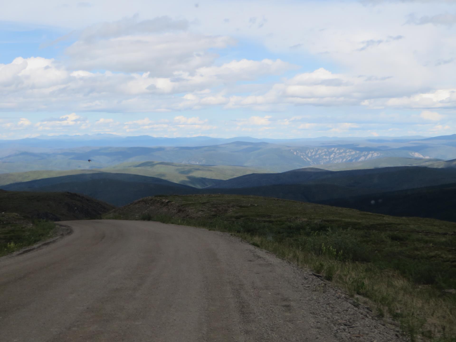 onderweg-D.C-naar-Tok-2014-07-12-013-11.jpg slechte weg, maar schitterend uitzicht, dat dan weer wel!